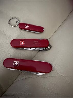 Victorinox Red Swiss Pocket Knife Set with Keyring